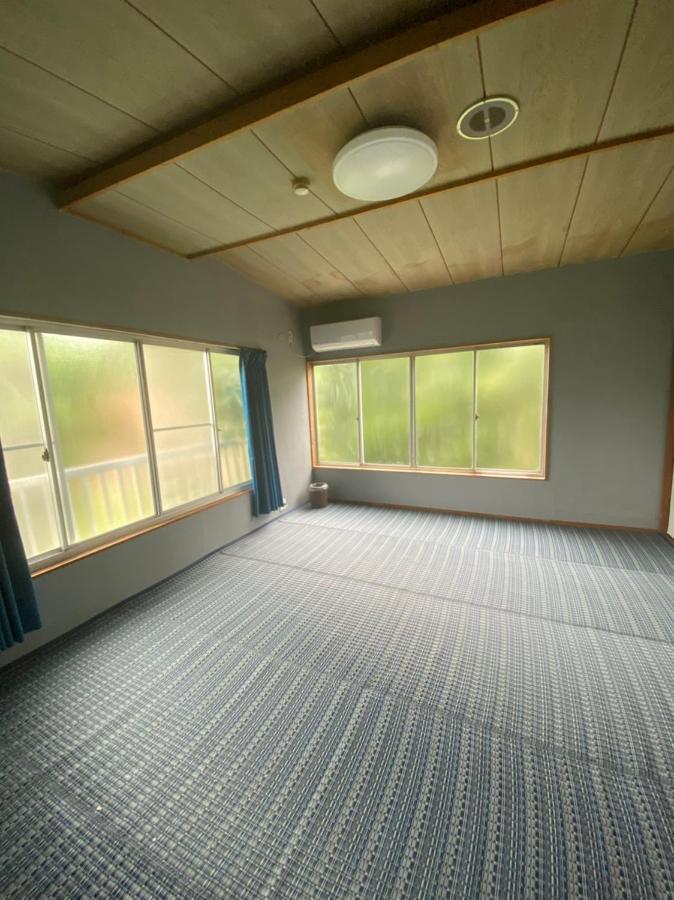 伊豆 白浜 ゲストハウス茉心 Shimoda  Buitenkant foto